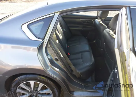 2018 Nissan Altima 2.5 Sl z USA, uszkodzony, nr VIN 1N4AL3AP6JC269036